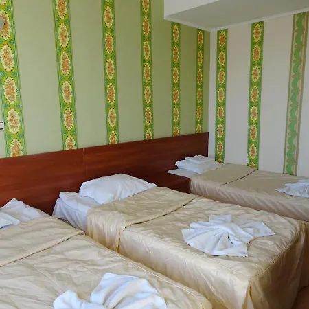 Lotos Szálloda 3*