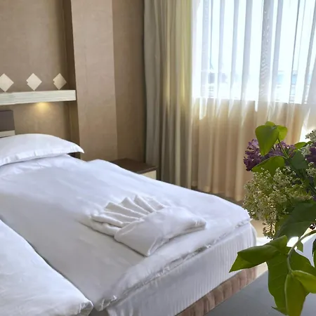Lotos Hotel Baltsjik
