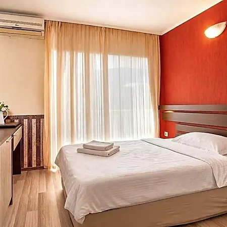 Hotel Lotos