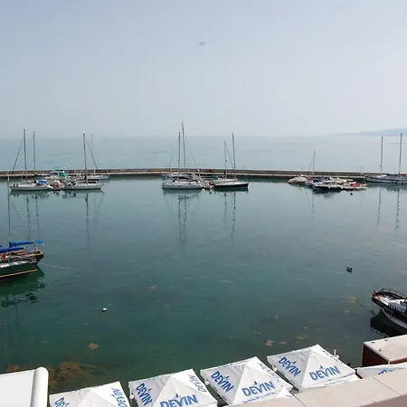 Hotel Lotos 3*
