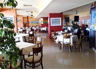 Hotel Lotos Baltsjik